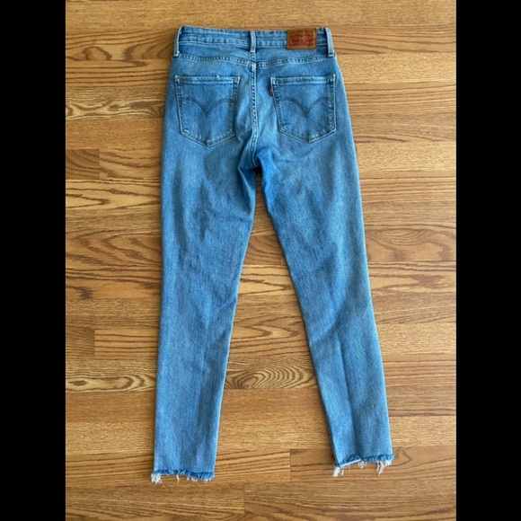 LEVI’S 721 High Rise Cropped Skinny Jeans Size 25 - Picture 2 of 3